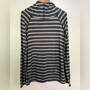 Lightweight Gap hoodie